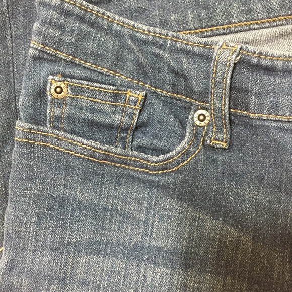 Women's Gap Size 4 Jeans Premium Skinny Bootcut - Picture 2 of 4